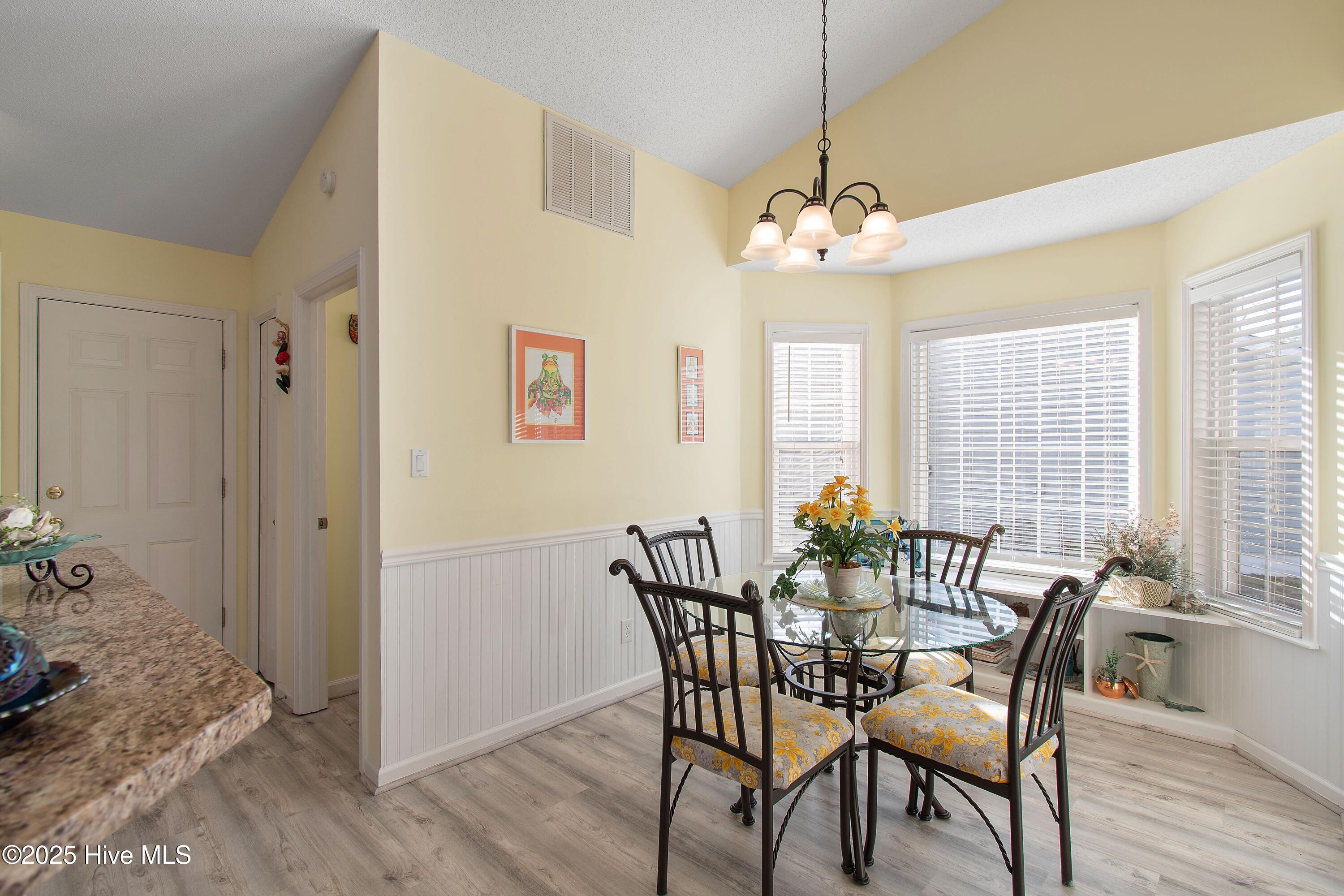 445 Deer Path Calabash, NC 28467 - Photo 14 of 37 Dining area