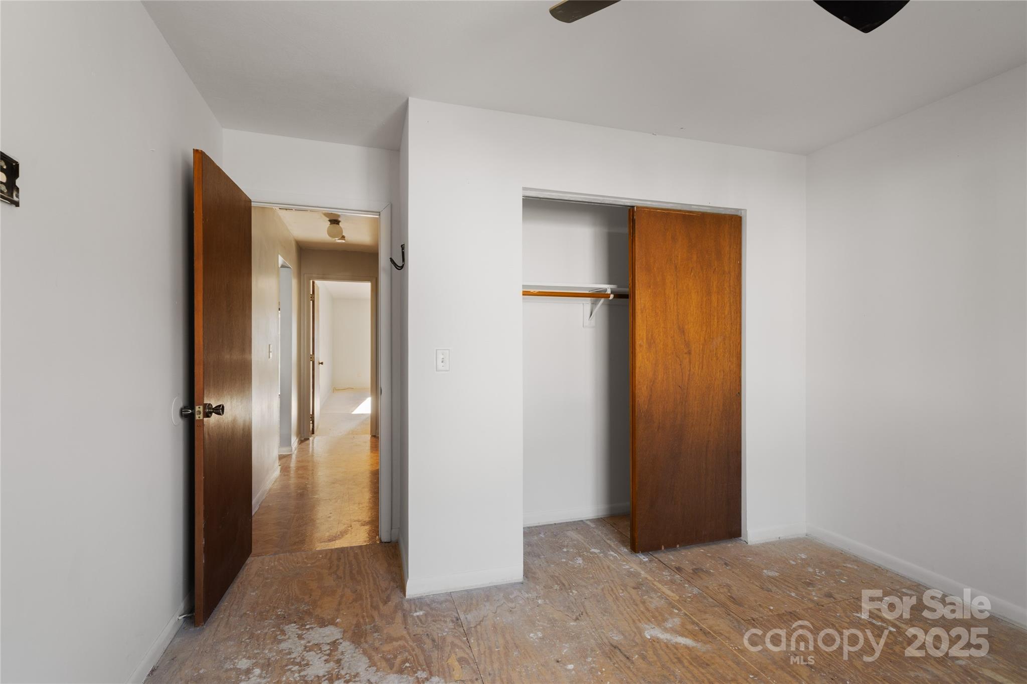 94 Market Street Maggie Valley, NC 28751 - Photo 25 of 40 a view of an empty room