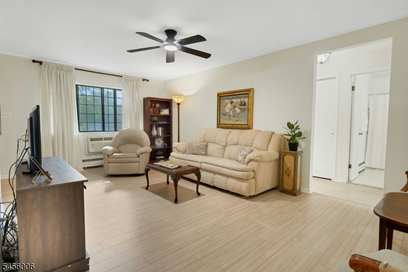 15 Kensington Road, Unit F Chatham, NJ 07928 - Photo 12 of 24 Gallery Image 12