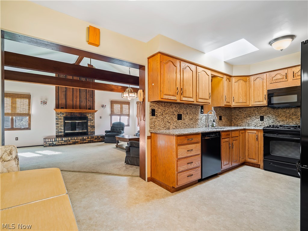 14644 Pease Road Maple Heights, OH 44137 - Photo 12 of 35