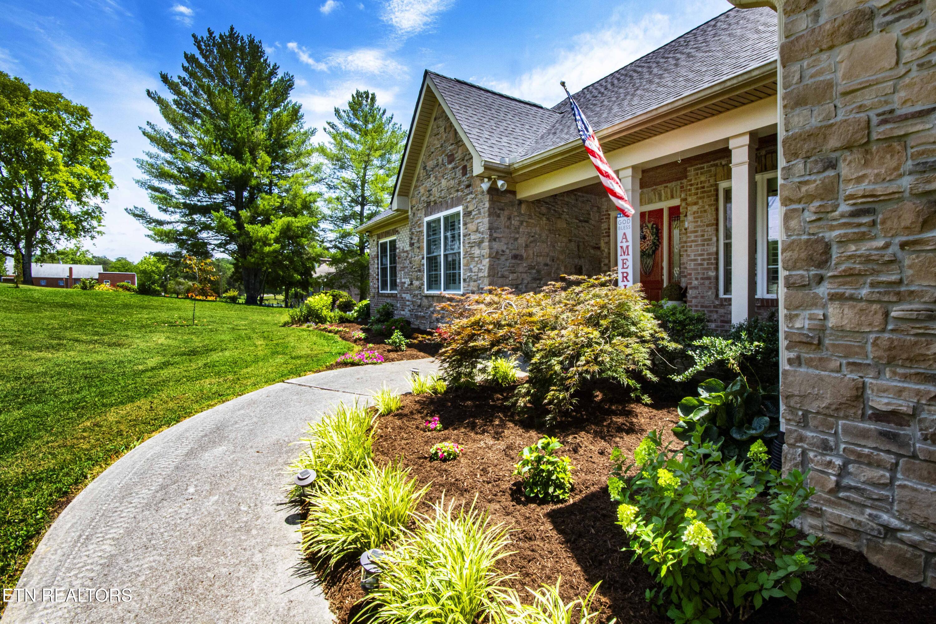 9436 Naff Road Heiskell, TN 37754 - Photo 6 of 60 3DA6FE1A-2698-4D65-8850-C74C2EAE5739