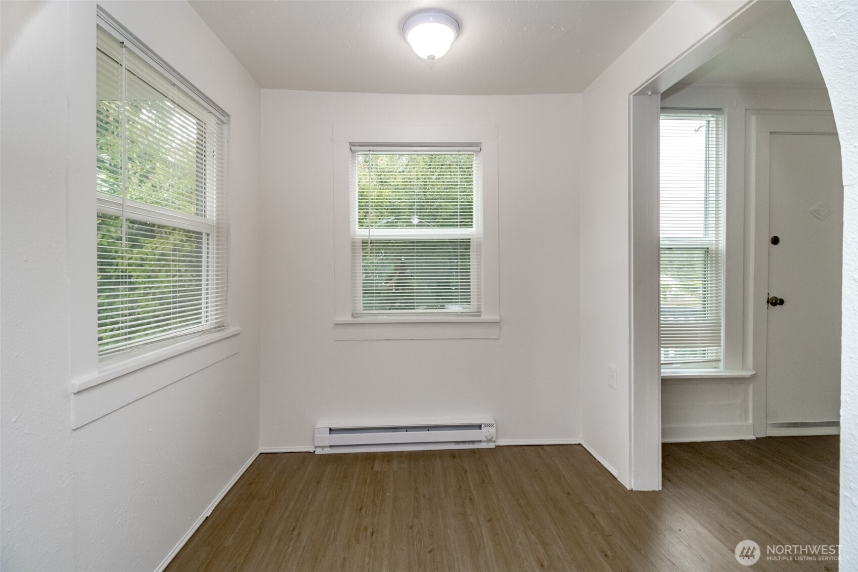 14402 56th Avenue South, Unit B Tukwila, WA 98168 - Photo 12 of 29