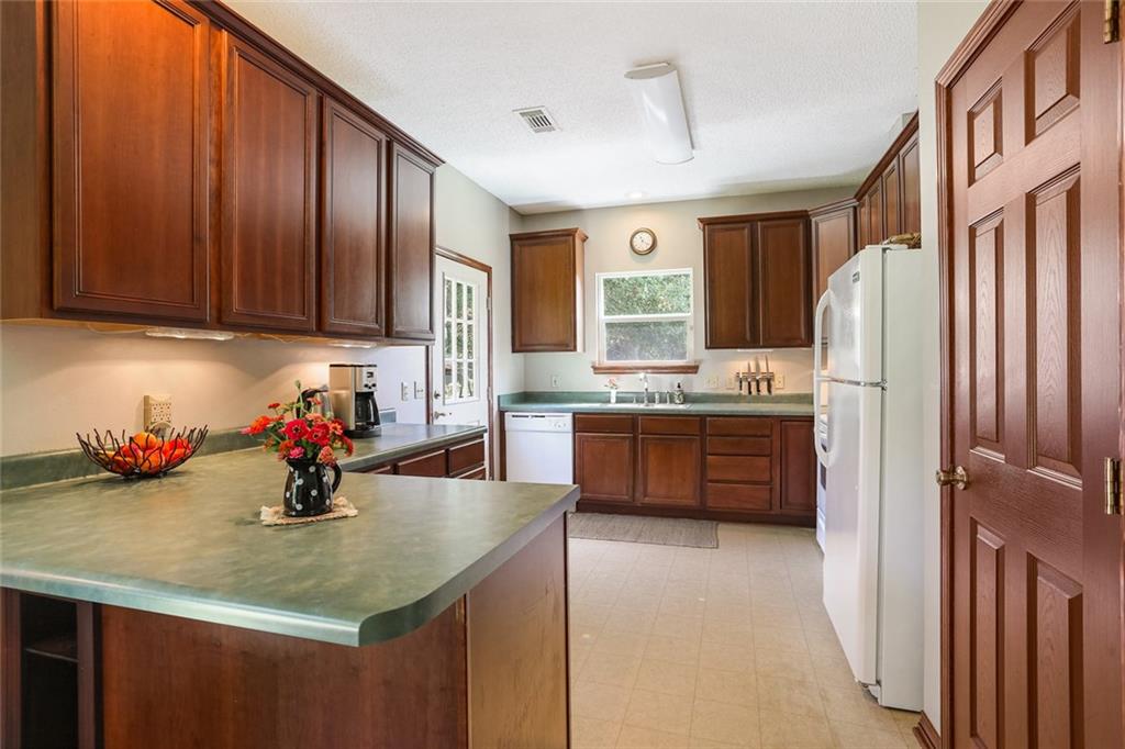 29169 Berry Todd Road Lacombe, LA 70445 - Photo 12 of 28 Gallery Image 12