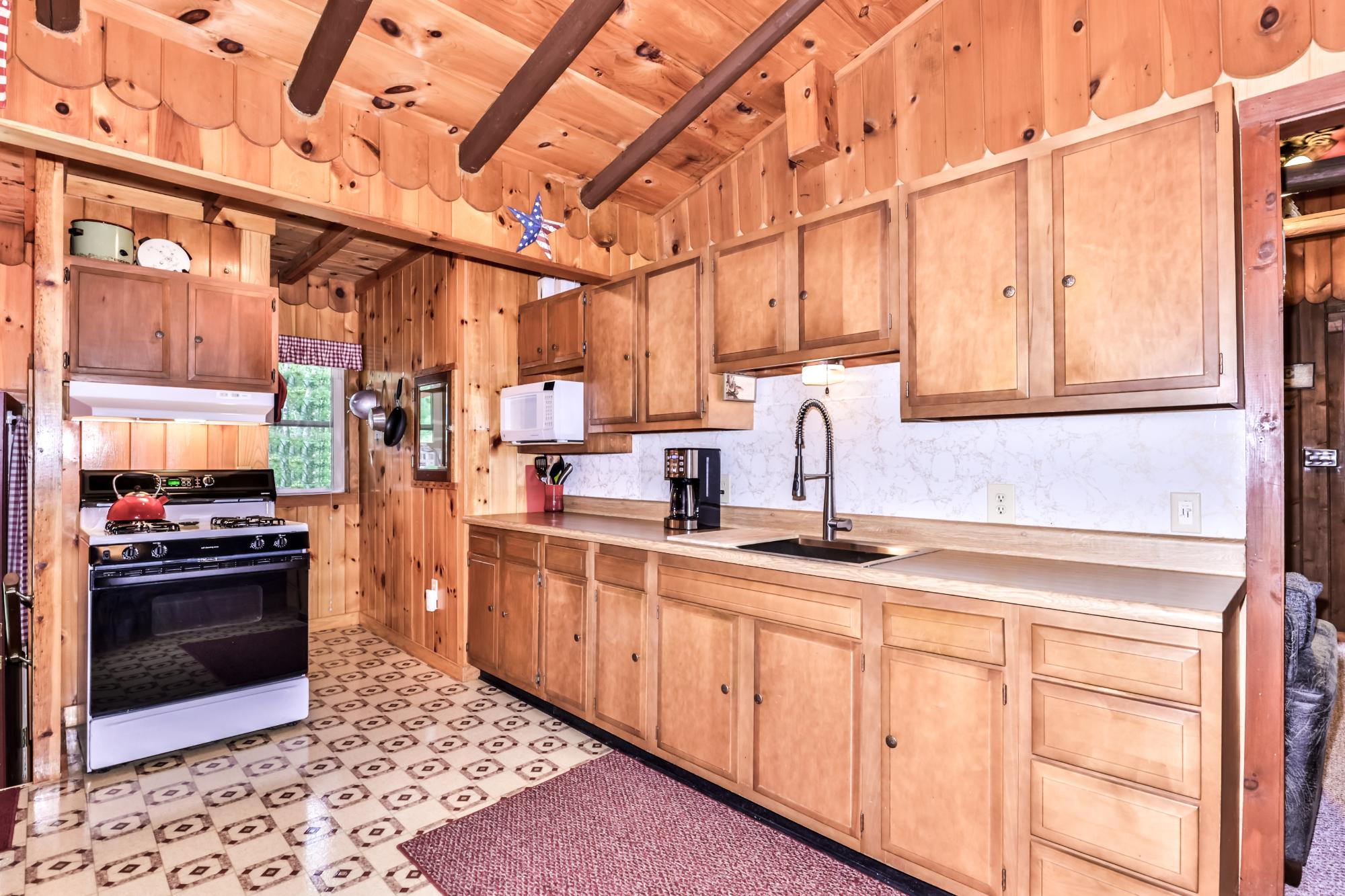 13426 Poplar Road Manitowish Waters, WI 54545 - Photo 9 of 29 Gallery Image 9