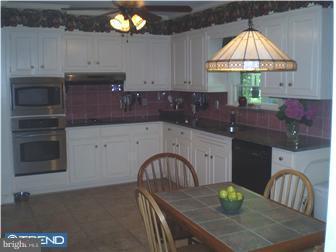 124 Ramblewood Road Moorestown, NJ 08057 - Photo 4 of 10 Gallery Image 4