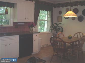 124 Ramblewood Road Moorestown, NJ 08057 - Photo 5 of 10 Gallery Image 5