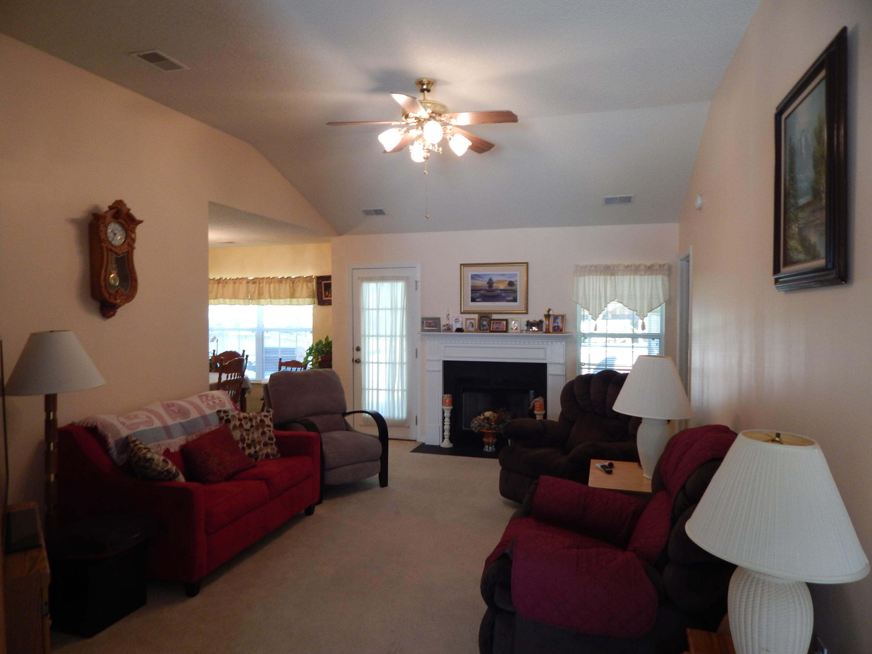 322 Eagle Ridge Road Summerville, SC 29485 - Photo 5 of 16 DSCN1361