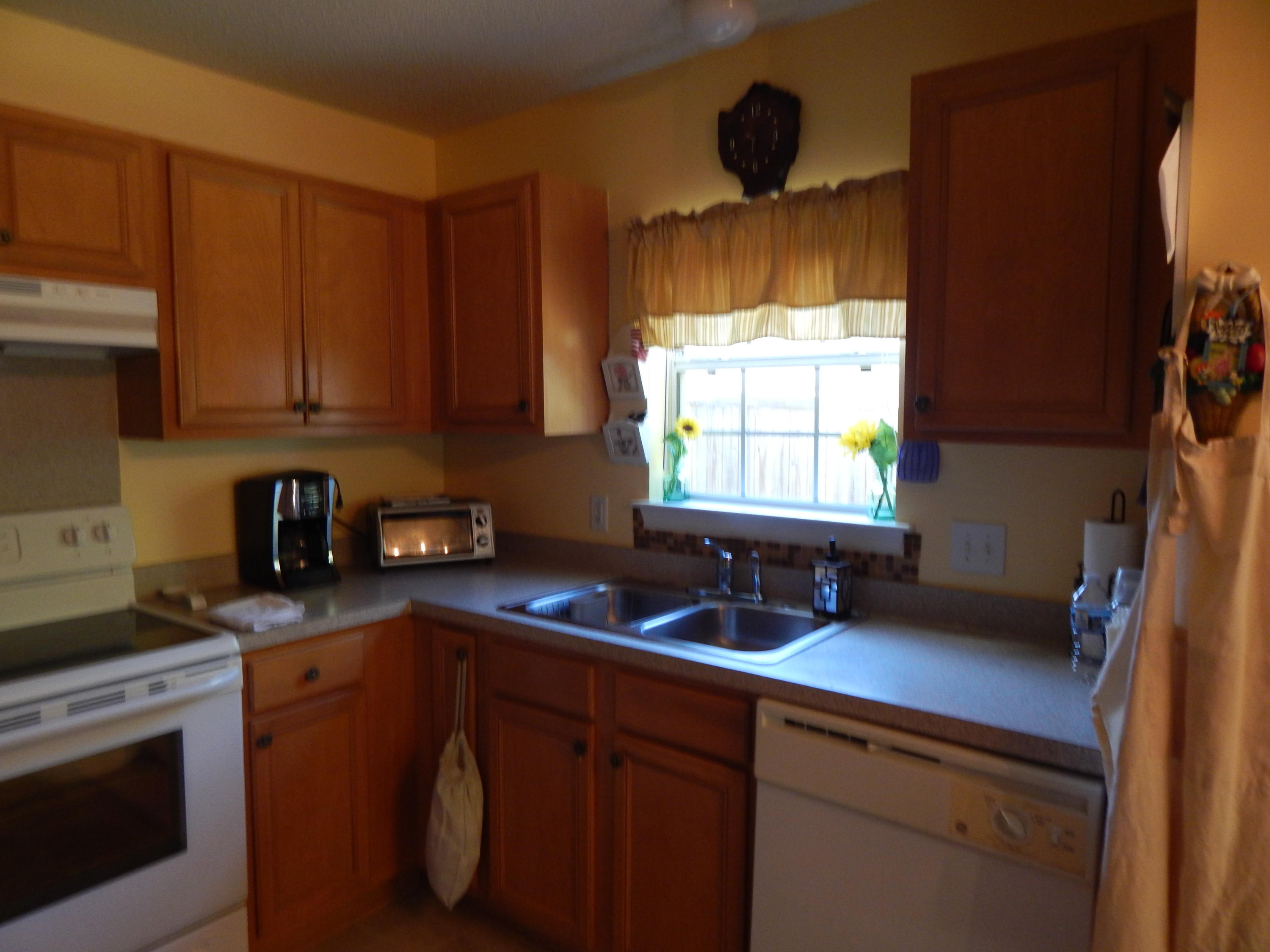 322 Eagle Ridge Road Summerville, SC 29485 - Photo 6 of 16 DSCN1353