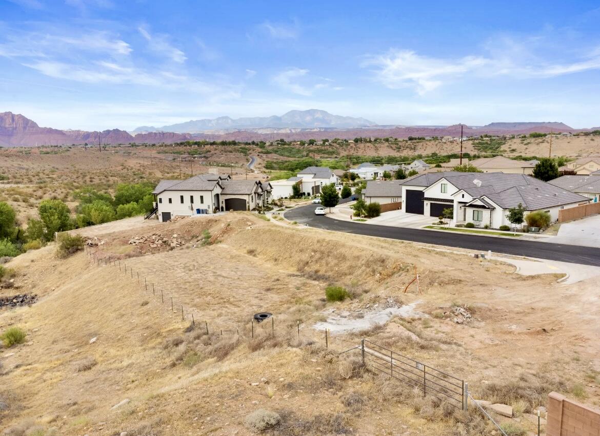 1471 Colbey Loop, Unit 210 Santa Clara, UT 84765 - Photo 2 of 4 IMG_1854