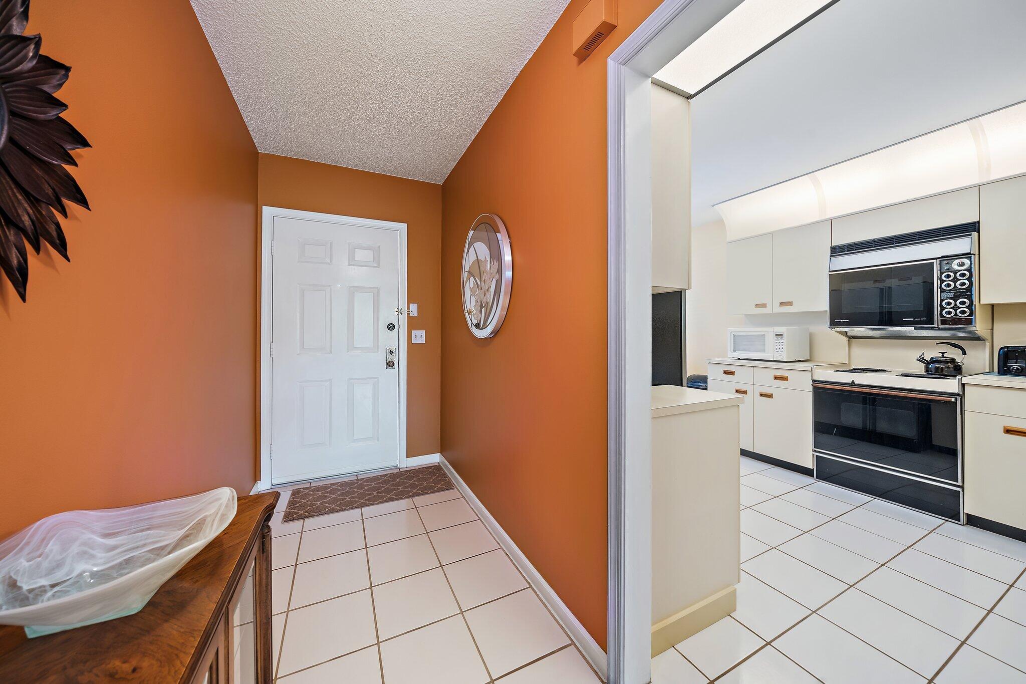 300 North Hwy A1A, Unit 203C Jupiter, FL 33477 - Photo 11 of 44 003-300NHighwayA1AC203-Jupiter-FL-SMALL