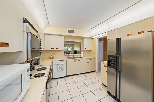 $329,000 | 300 North Hwy A1A, Unit 203C, Jupiter, FL 33477