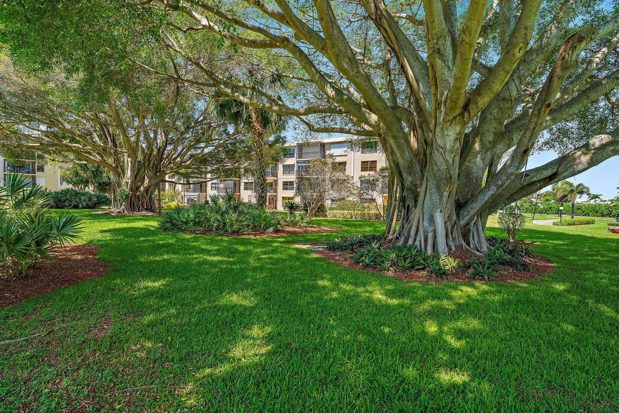 300 North Hwy A1A, Unit 203C Jupiter, FL 33477 - Photo 39 of 44 011-OceanParks-Jupiter-FL-SMALL