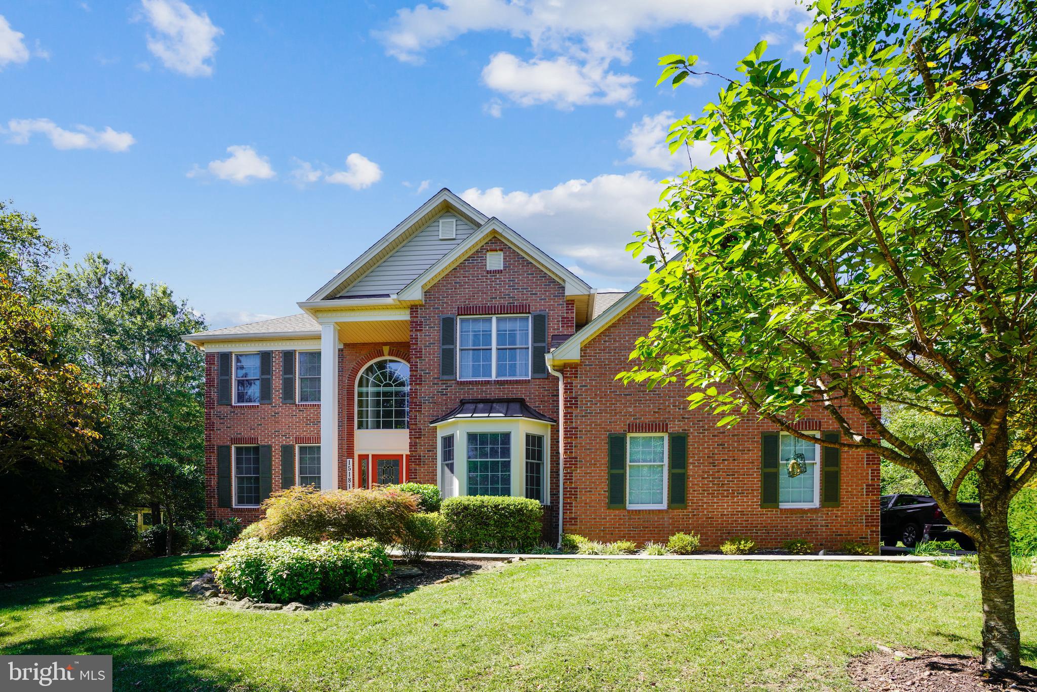 15181 Sapling Ridge Drive Dayton, MD 21036 - Photo 2 of 5 Beautiful Stately Colonial