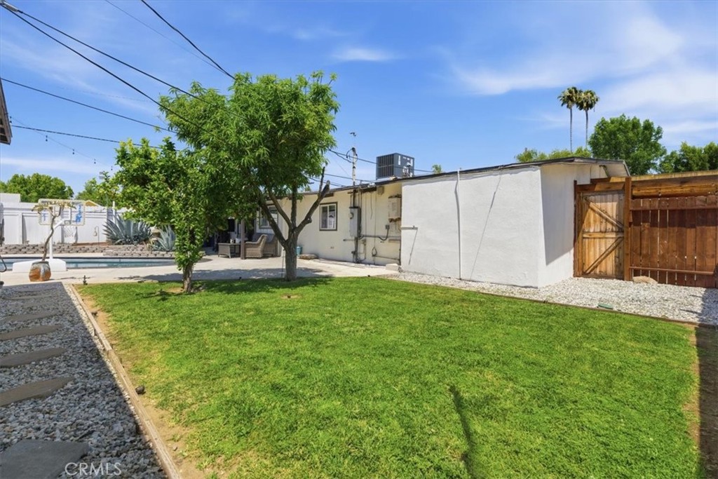 7959 Bothwell Road Reseda, CA 91335 - Photo 39 of 59