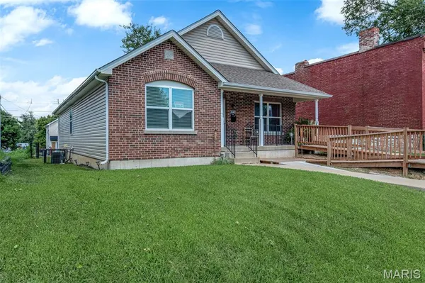 $200,000 | 4047-4049 Cottage Avenue, St. Louis, MO 63113