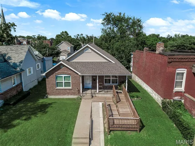 $200,000 | 4047-4049 Cottage Avenue, St. Louis, MO 63113