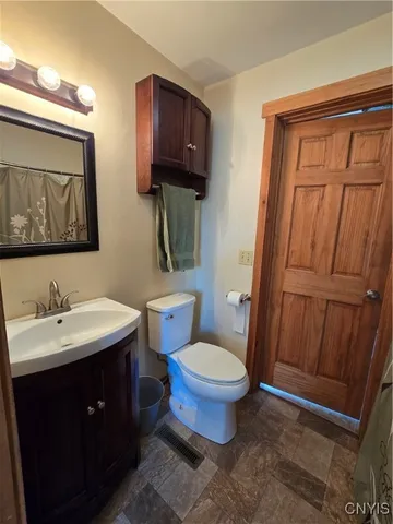 $200,000 | 1955 State Route, Waterville, NY 13480