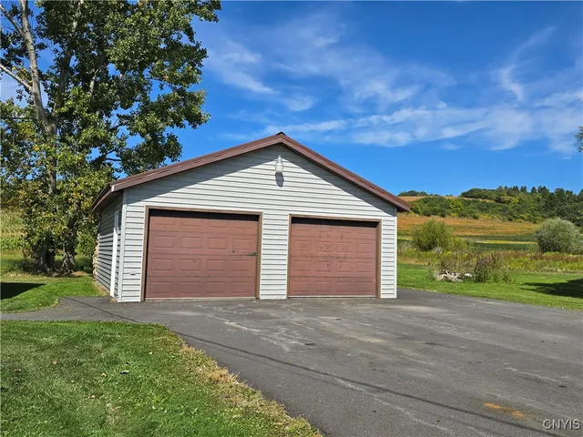 $200,000 | 1955 State Route, Waterville, NY 13480