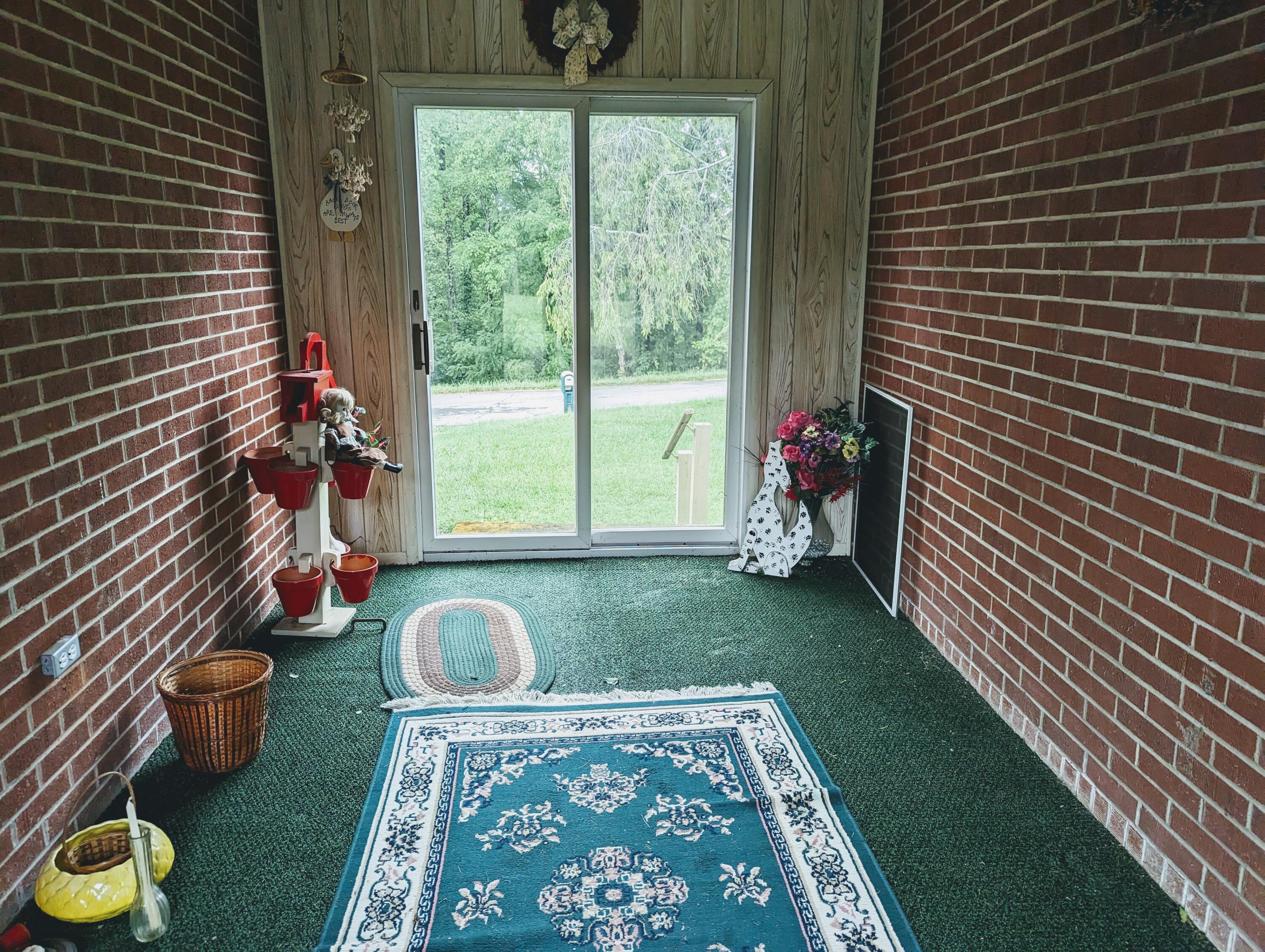 318 Reedy Ridge Clintwood, VA 24228 - Photo 12 of 30 PXL_20230810_150500623