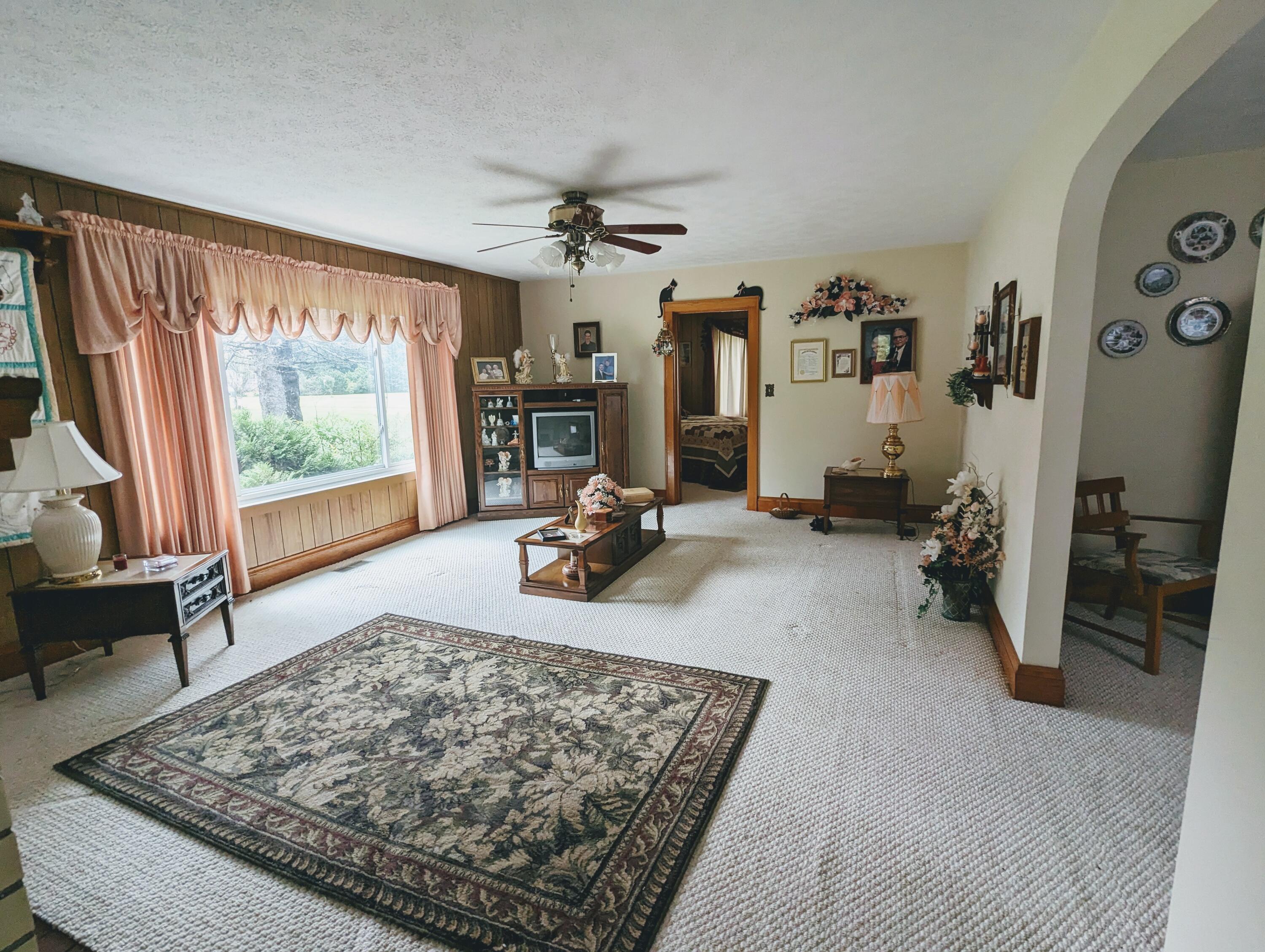 318 Reedy Ridge Clintwood, VA 24228 - Photo 29 of 30 PXL_20230810_145806859
