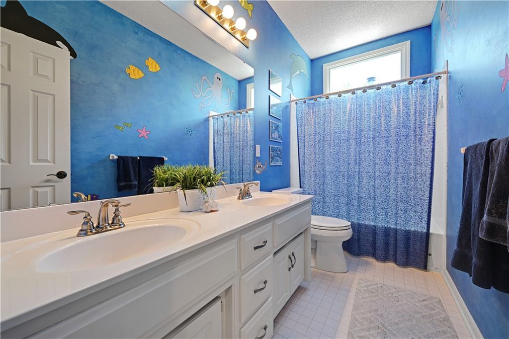 12141 South Rene Street Olathe, KS 66062 - Photo 26 of 47
