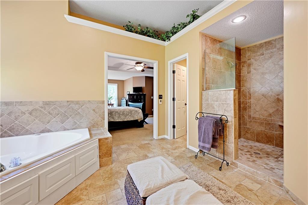 12141 South Rene Street Olathe, KS 66062 - Photo 33 of 47