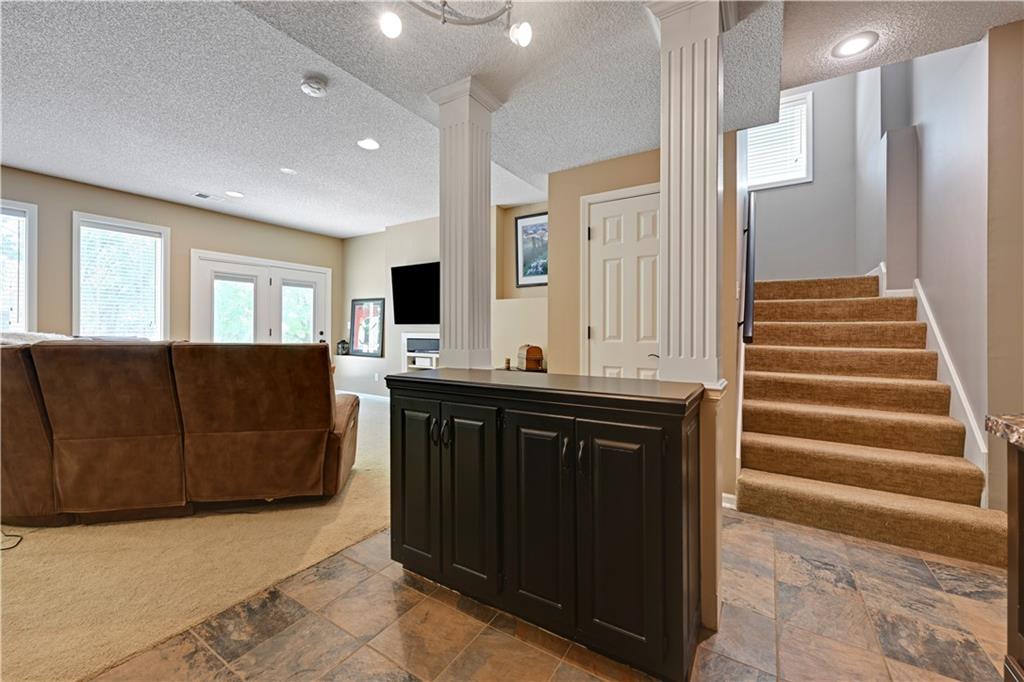 12141 South Rene Street Olathe, KS 66062 - Photo 35 of 47