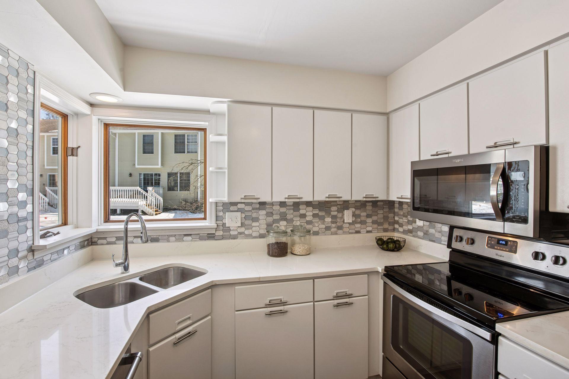 4939 Bayswater Road Minnetonka, MN 55345 - Photo 18 of 41