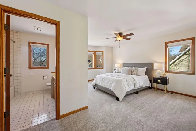 $300,000 | 4939 Bayswater Road, Minnetonka, MN 55345