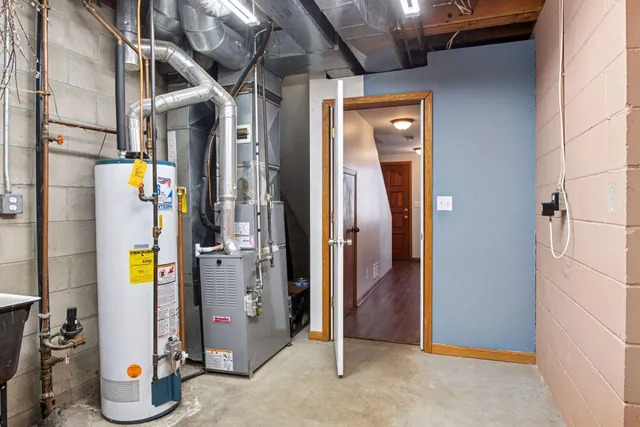 $300,000 | 4939 Bayswater Road, Minnetonka, MN 55345