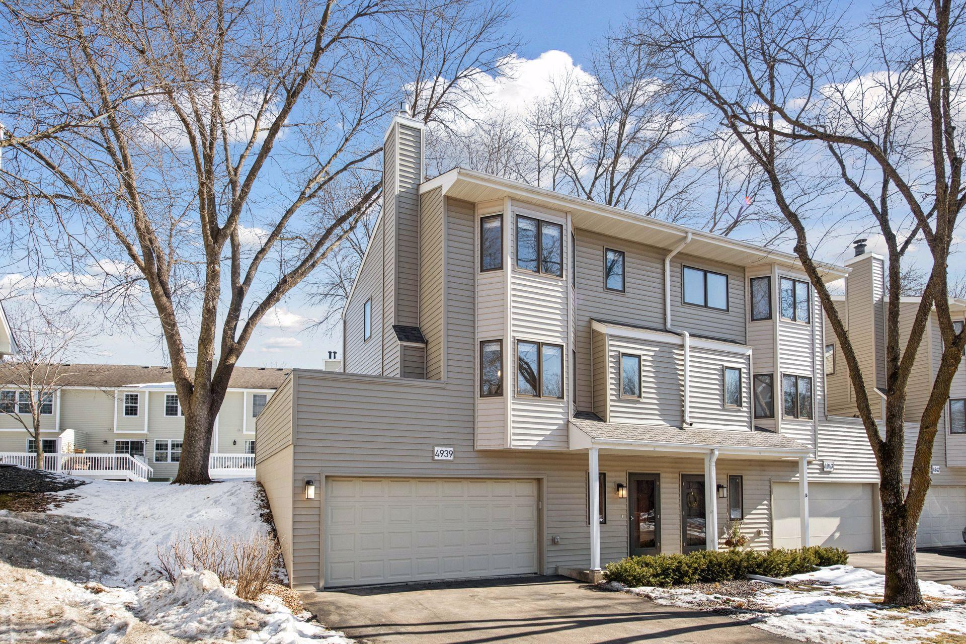 4939 Bayswater Road Minnetonka, MN 55345 - Photo 5 of 41