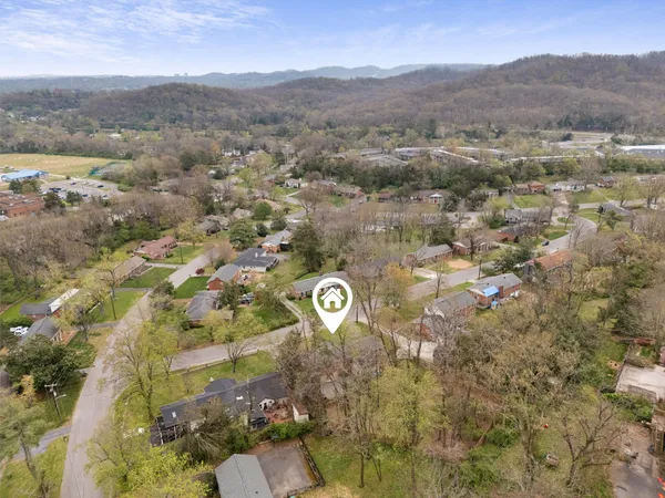 $669,900 | 6805 Cloudland Drive, Nashville, TN 37205