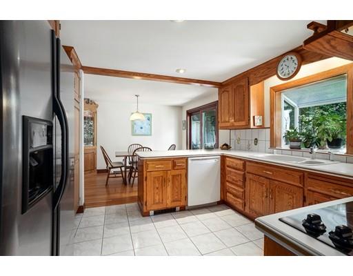 67 Howlett Street Topsfield, MA 01983 - Photo 14 of 40 Gallery Image 14