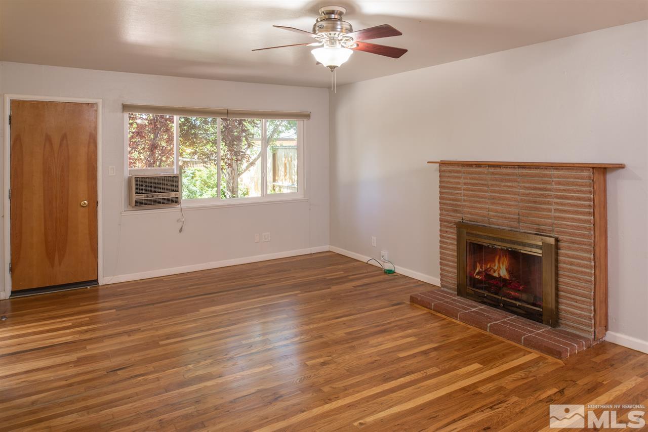 1890 Brisbane Avenue Reno, NV 89503 - Photo 8 of 20 Photo 8