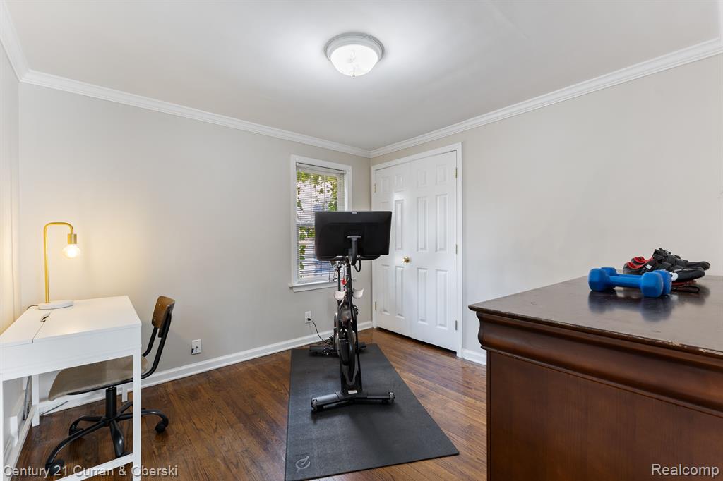427 Maison Road Grosse Pointe, MI 48236 - Photo 23 of 37