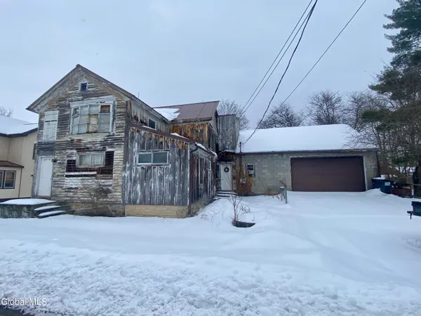$74,900 | 110 Maple Lane, Florida, NY 12069