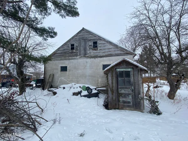 $74,900 | 110 Maple Lane, Florida, NY 12069