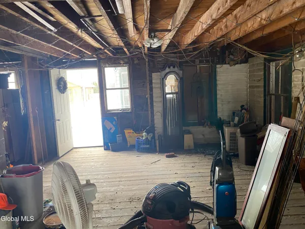 $74,900 | 110 Maple Lane, Florida, NY 12069