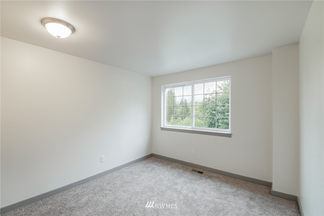 302 South Carpenter Road Snohomish, WA 98290 - Photo 9 of 22