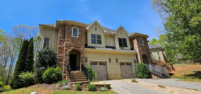 $389,900 | 446 Licklog Ridge, Hayesville, NC 28904