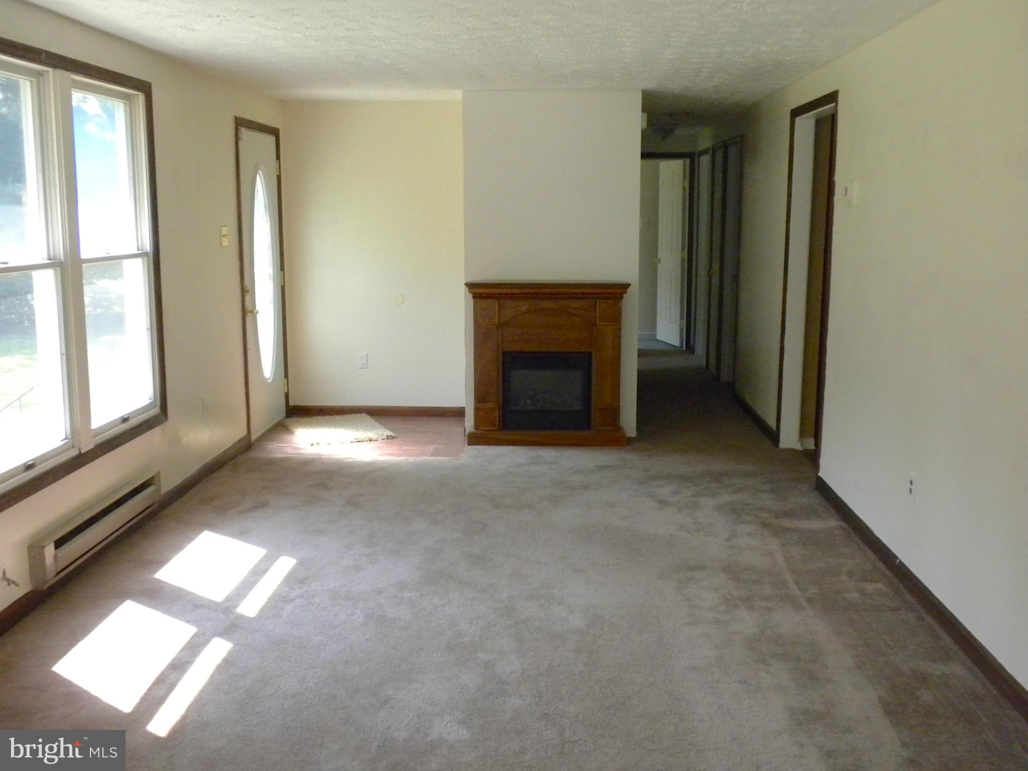 10558 Colfax Road Chestertown, MD 21620 - Photo 4 of 23 Living Room