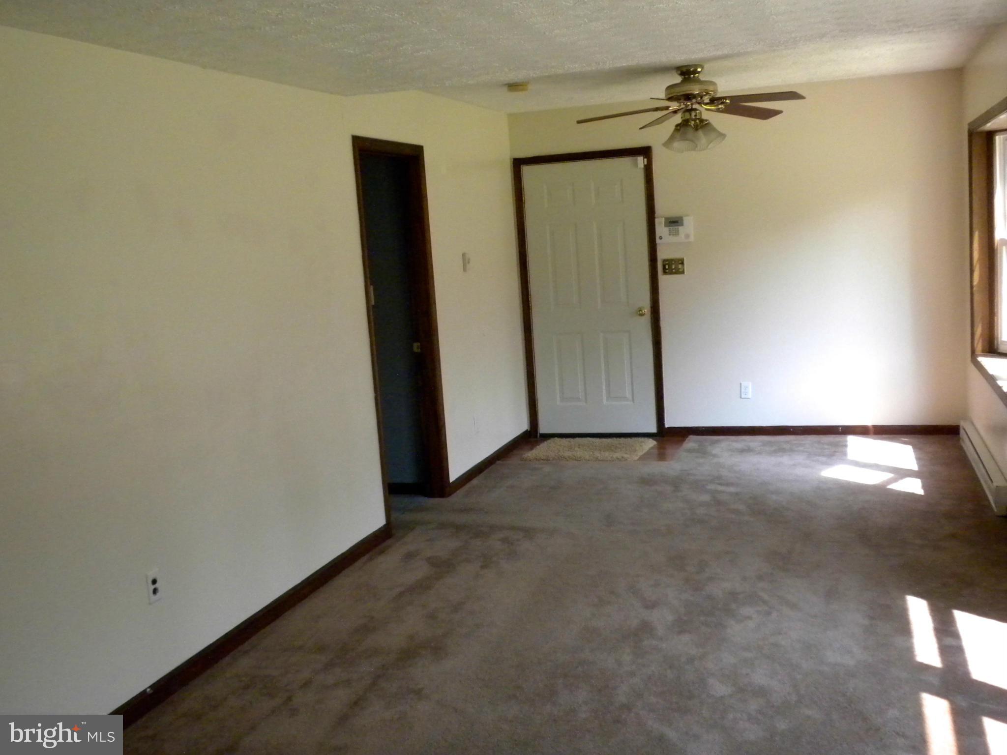 10558 Colfax Road Chestertown, MD 21620 - Photo 5 of 23 Living Room