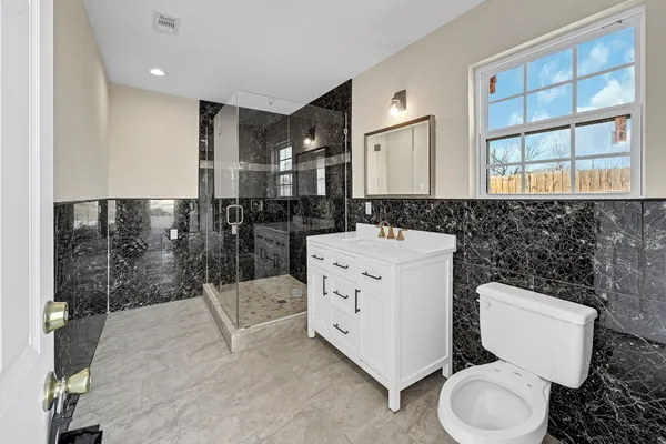 $2,850 | 3722 Rest Home Road, Pearland, TX 77584