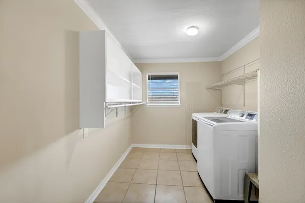 $2,850 | 3722 Rest Home Road, Pearland, TX 77584