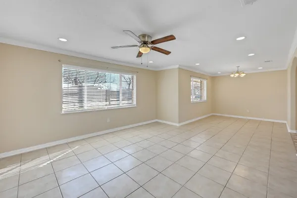 $2,850 | 3722 Rest Home Road, Pearland, TX 77584