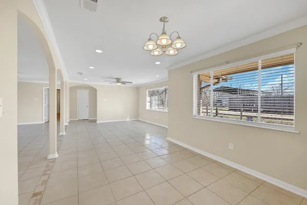 $2,850 | 3722 Rest Home Road, Pearland, TX 77584