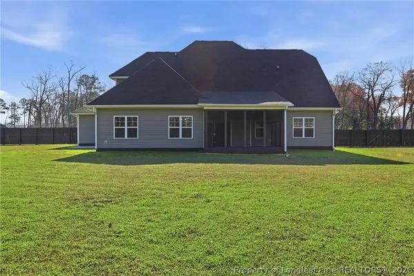$2,900 | 206 Leland Lane, Raeford, NC 28376