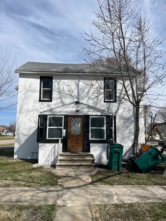 $163,828 | 102 East Stanton Street, Streator, IL 61364