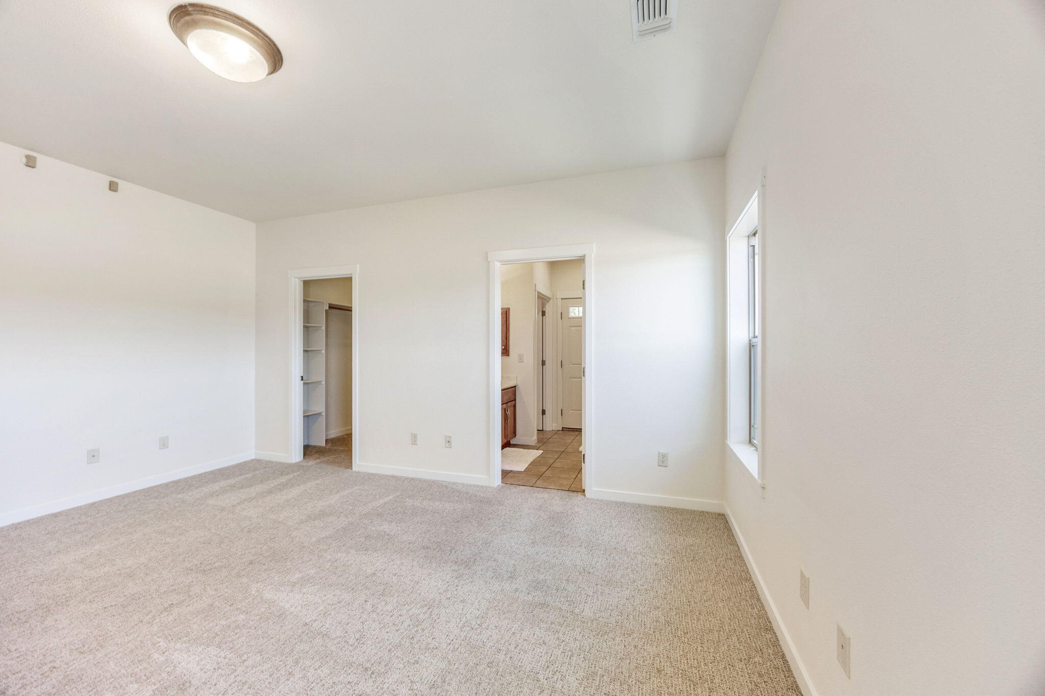 641 Spring Valley Drive Medford, OR 97501 - Photo 24 of 39 A25