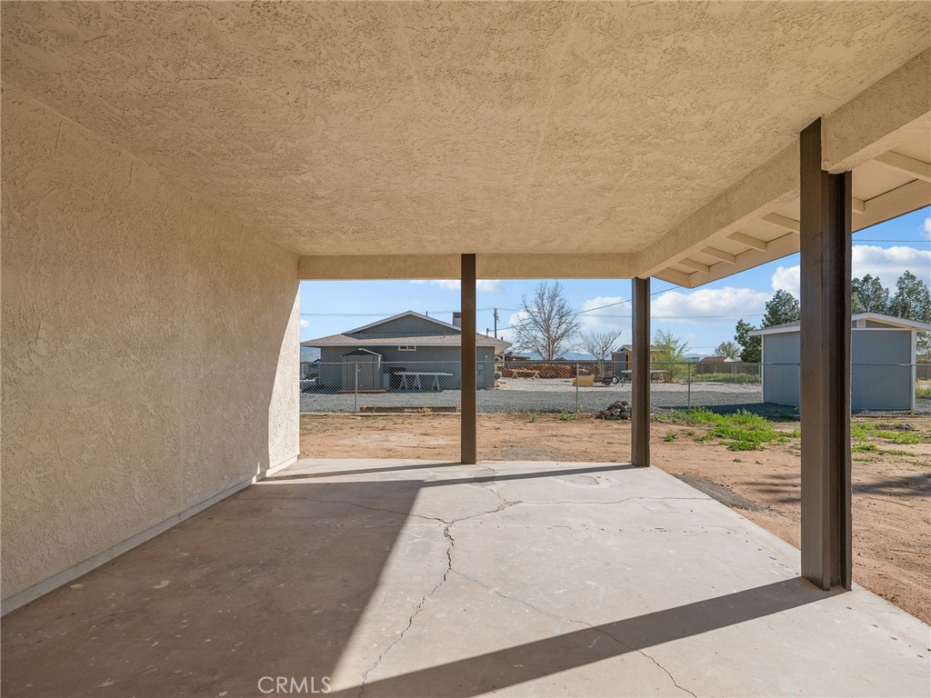 16548 Quinnault Road Apple Valley, CA 92307 - Photo 28 of 38
